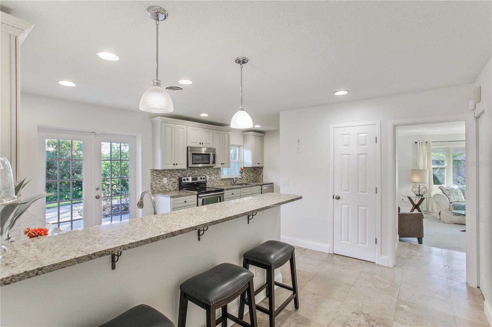 Image 13 of 43 For 422 Ranger Boulevard