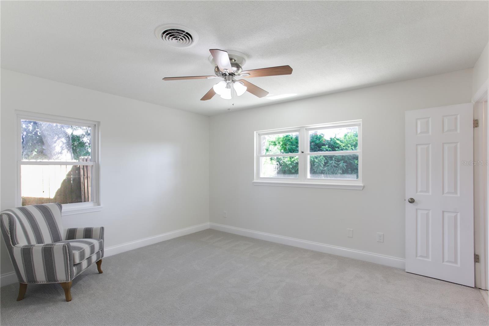 Image 16 of 43 For 422 Ranger Boulevard