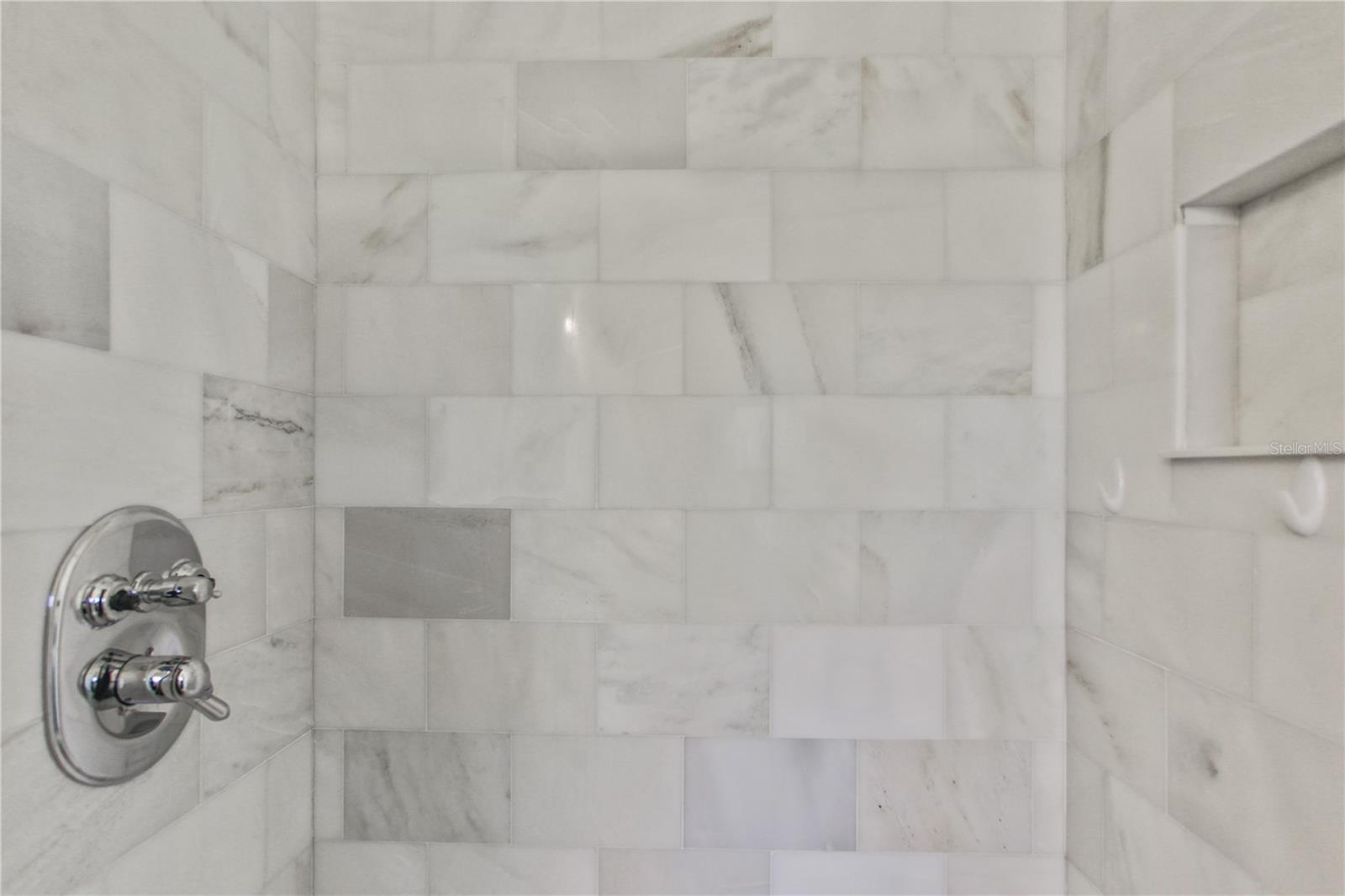 Image 20 of 43 For 422 Ranger Boulevard