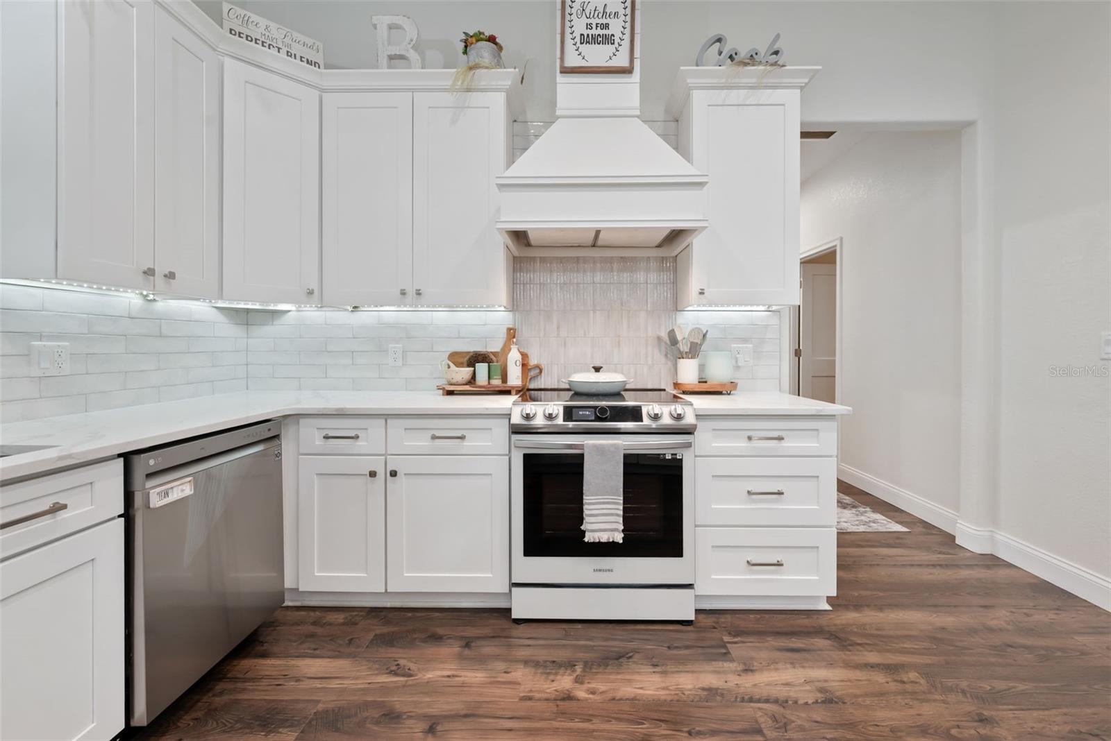 Image 16 of 66 For 3262 Pheasant Trail