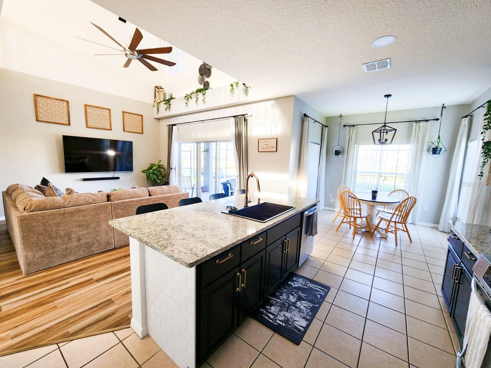 Image 6 of 24 For 1208 Winding Cypress Court