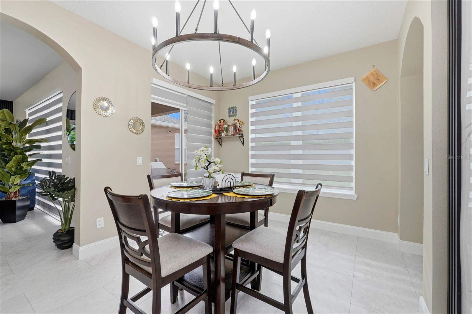 Image 17 of 46 For 2144 Continental Street