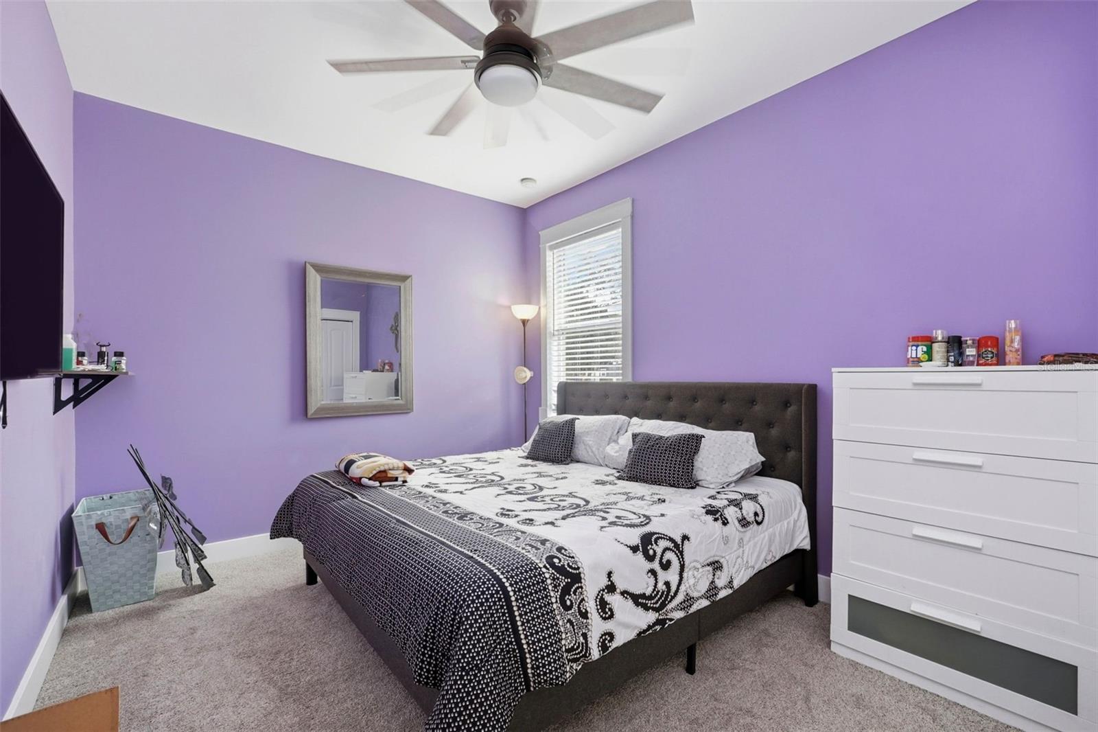 Image 24 of 46 For 2144 Continental Street