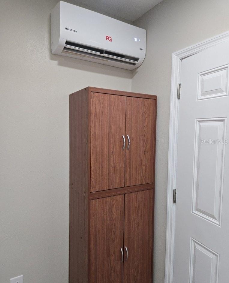 Image 30 of 46 For 2144 Continental Street