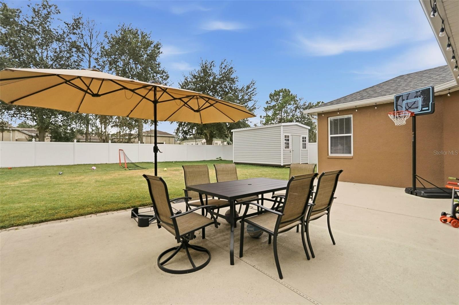 Image 36 of 46 For 2144 Continental Street