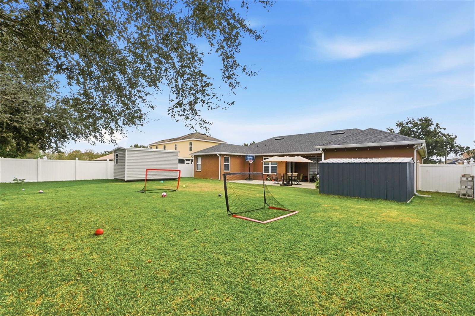 Image 43 of 46 For 2144 Continental Street