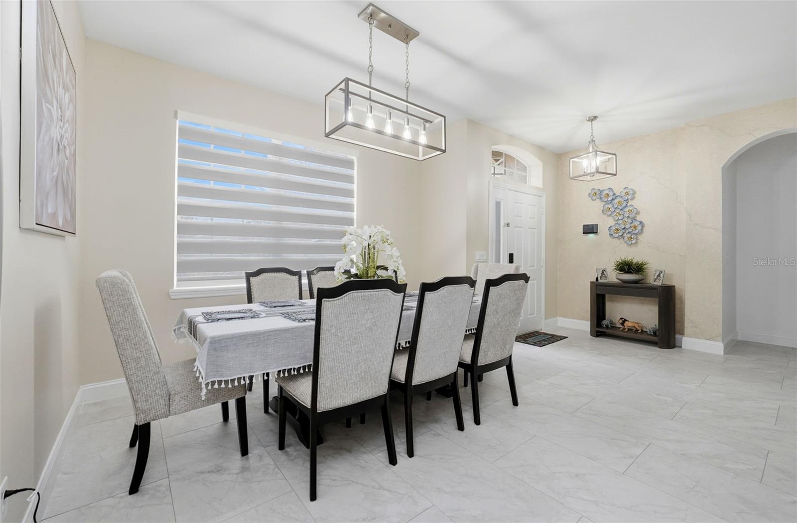 Image 5 of 46 For 2144 Continental Street