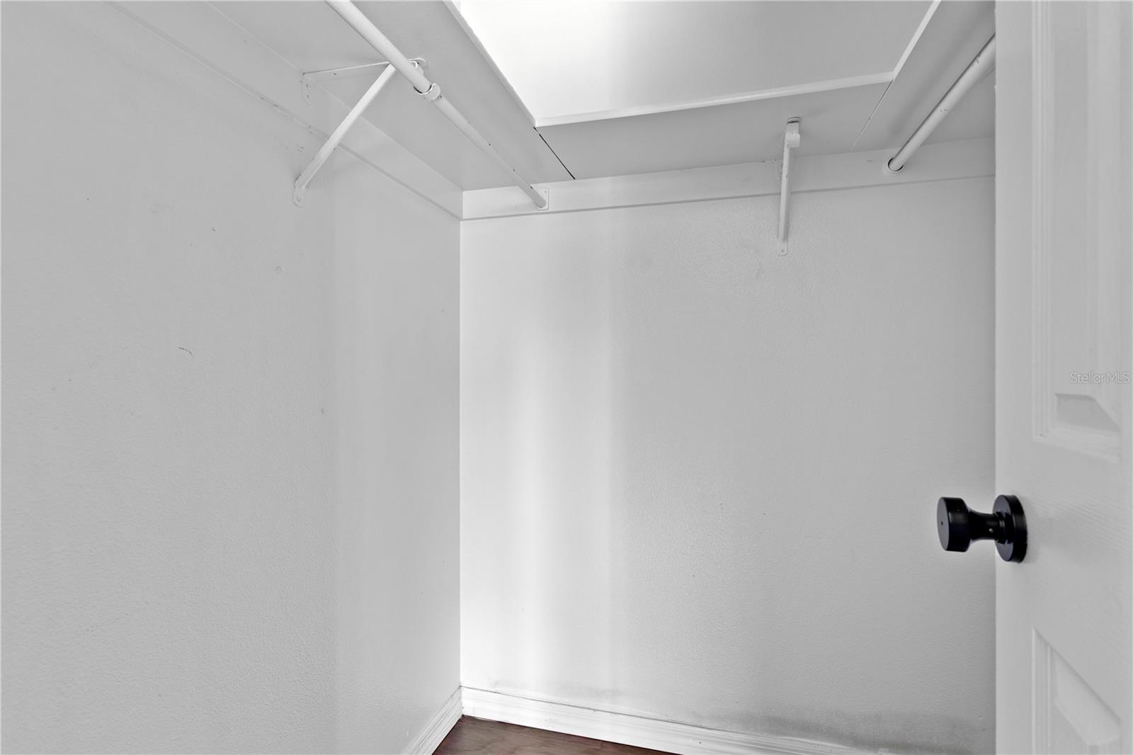 Image 12 of 50 For 4942 Eden View Court