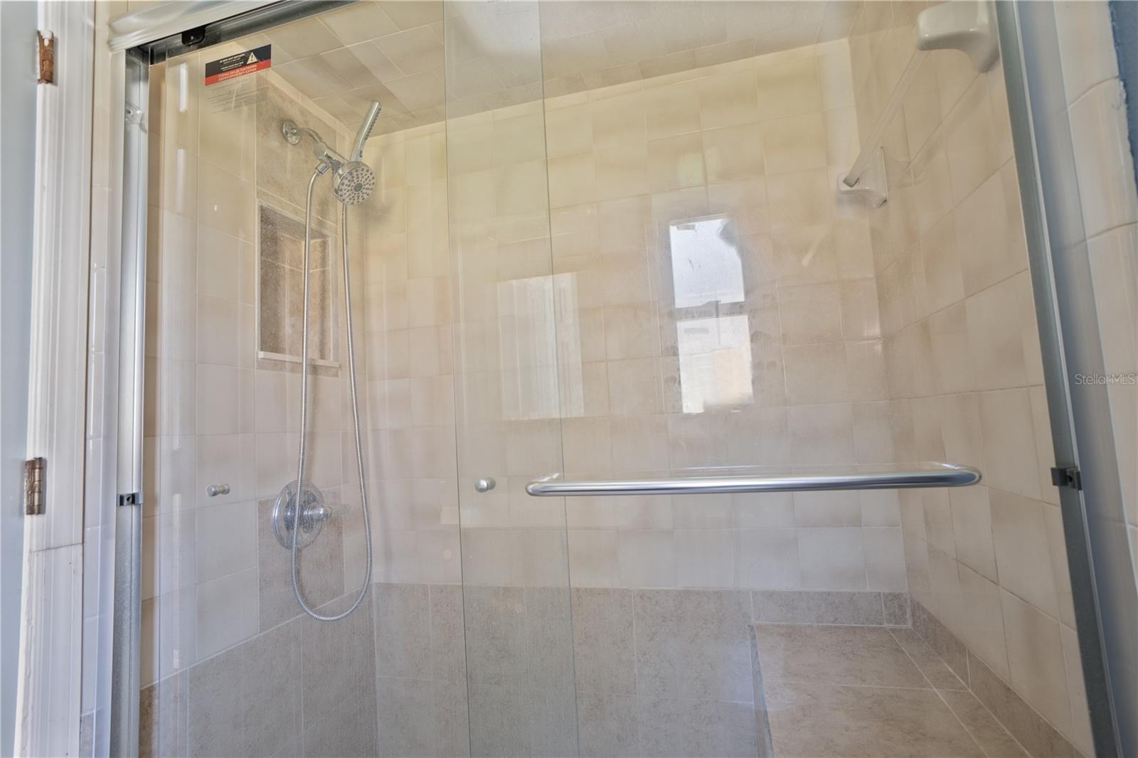 Image 15 of 50 For 4942 Eden View Court