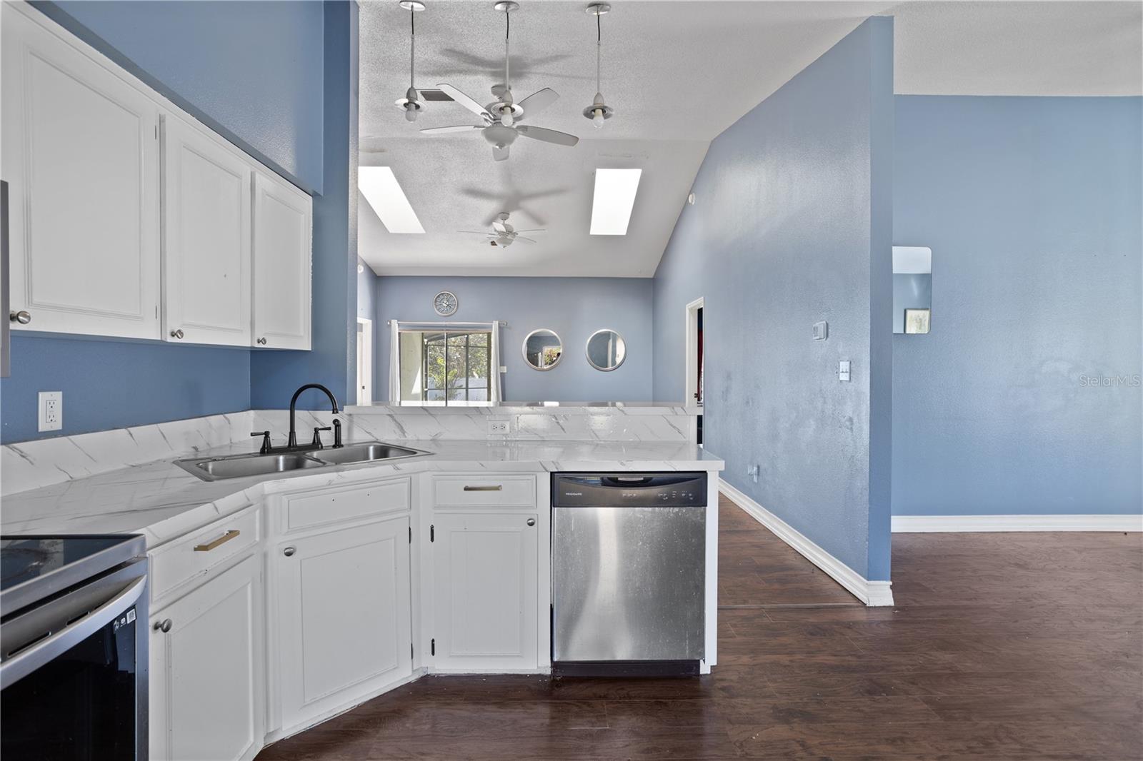 Image 20 of 50 For 4942 Eden View Court