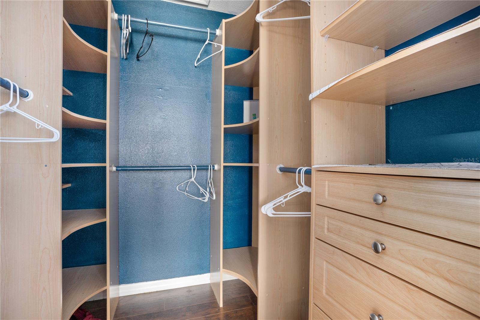 Image 24 of 50 For 4942 Eden View Court