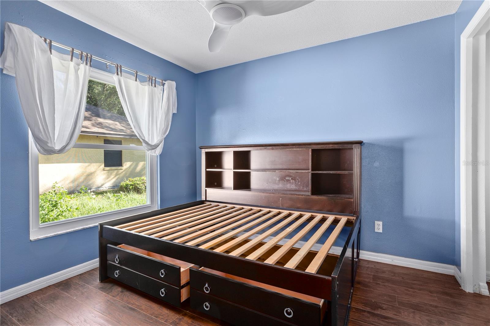 Image 31 of 50 For 4942 Eden View Court