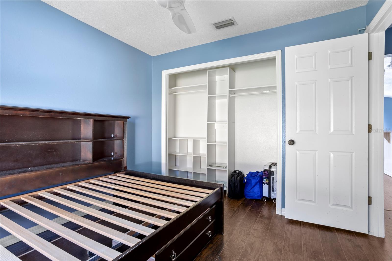 Image 32 of 50 For 4942 Eden View Court