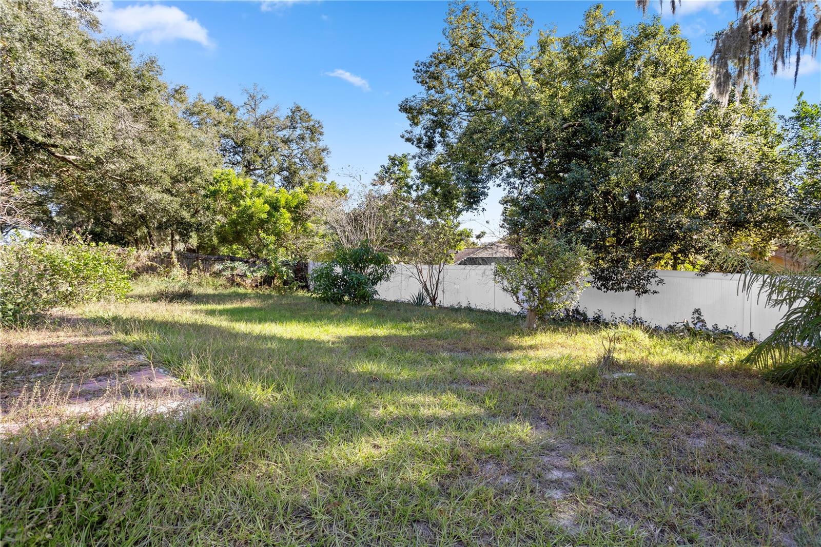 Image 38 of 50 For 4942 Eden View Court