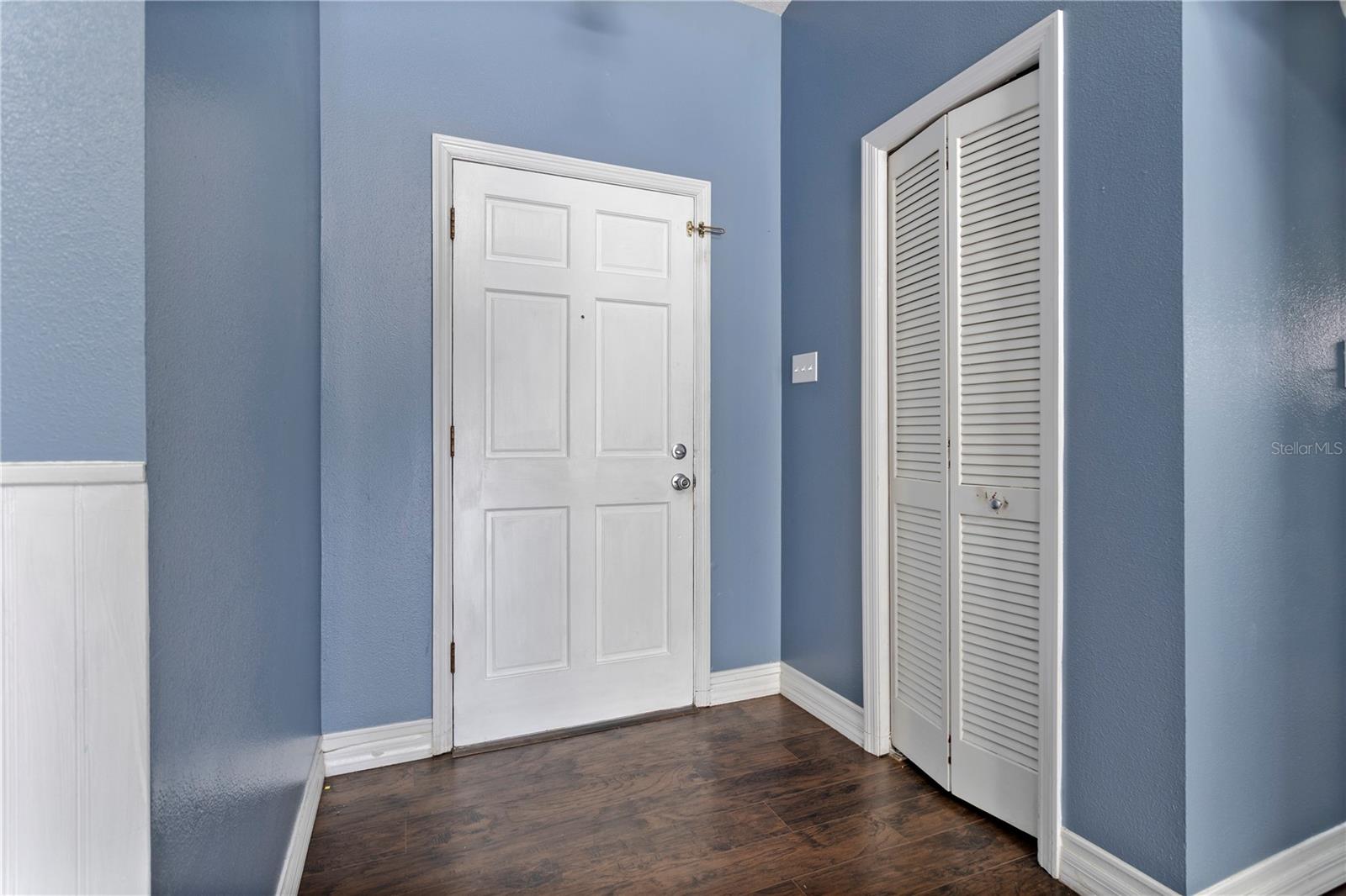 Image 7 of 50 For 4942 Eden View Court