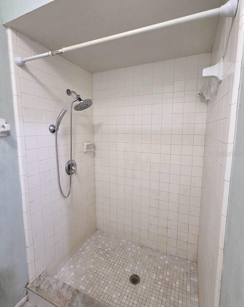 Image 11 of 22 For 218 San Fernando Court