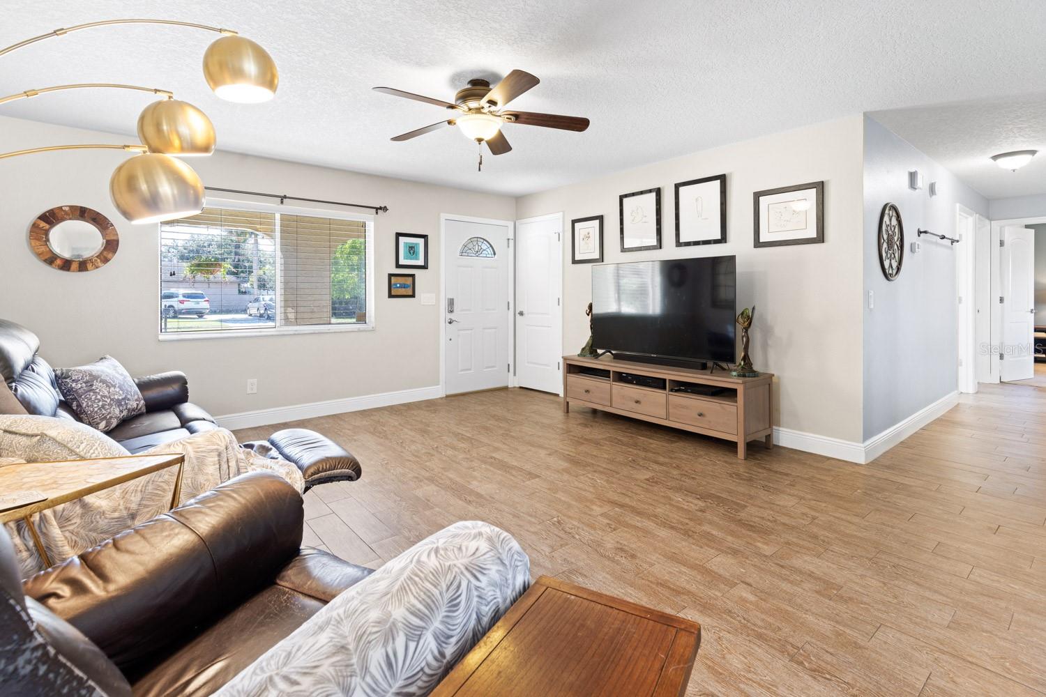 Image 15 of 41 For 8419 Cambay Avenue