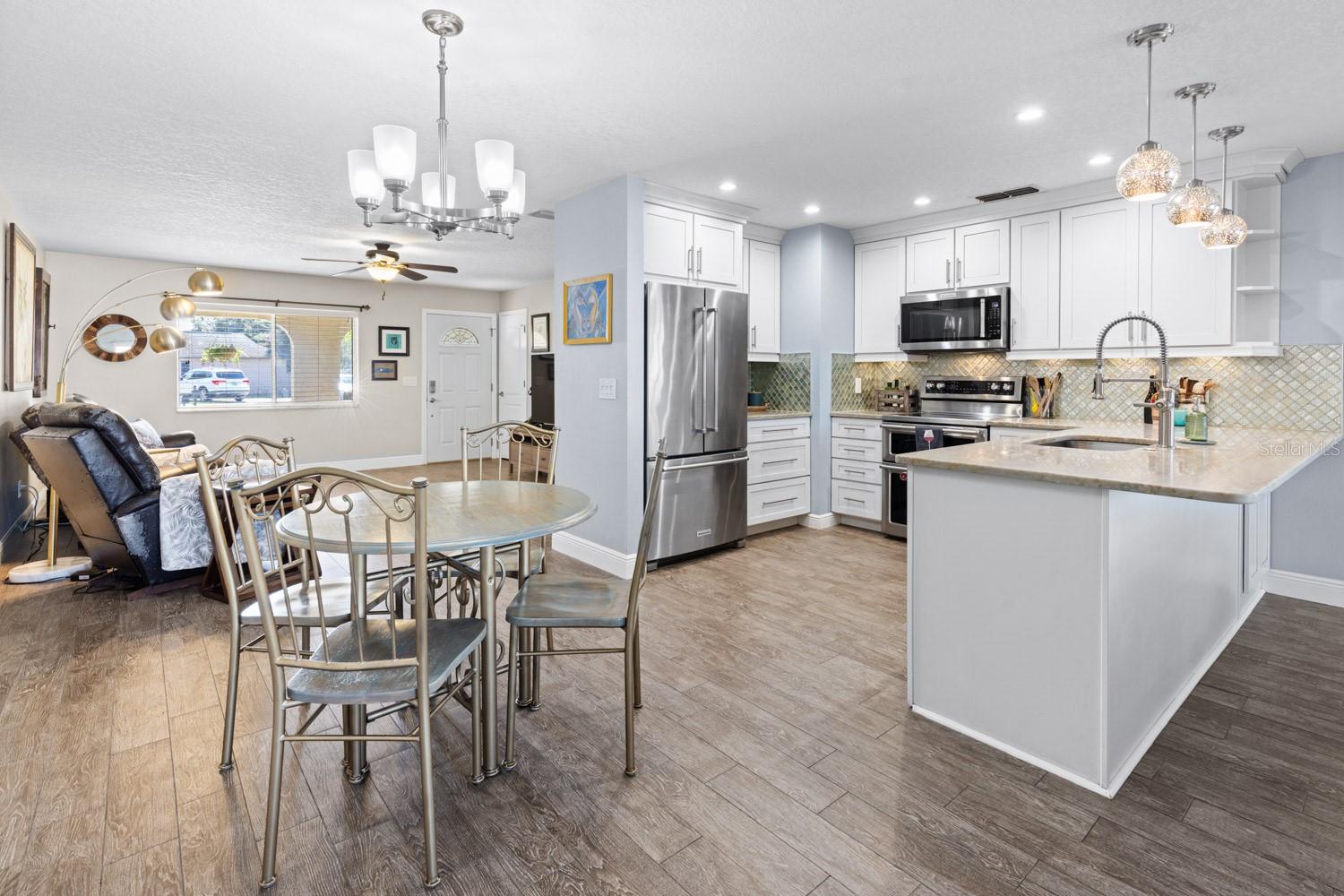 Image 18 of 41 For 8419 Cambay Avenue