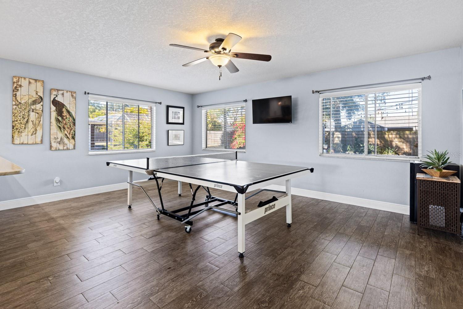 Image 19 of 41 For 8419 Cambay Avenue