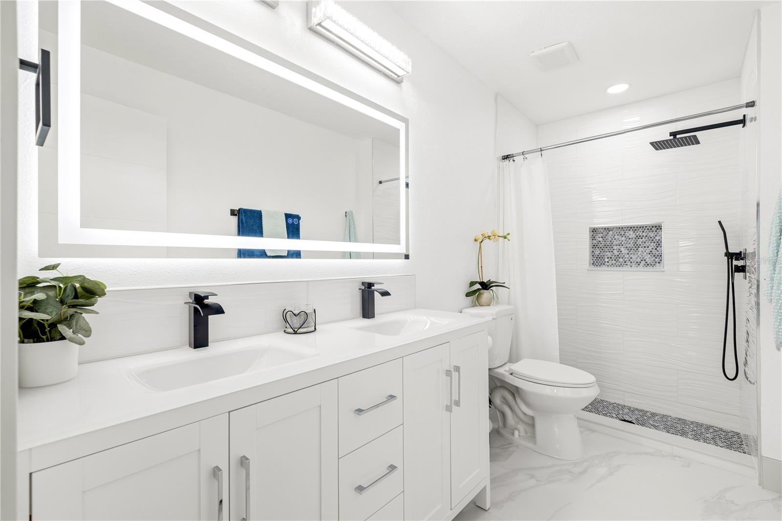 Image 17 of 28 For 1228 Holly Springs Circle