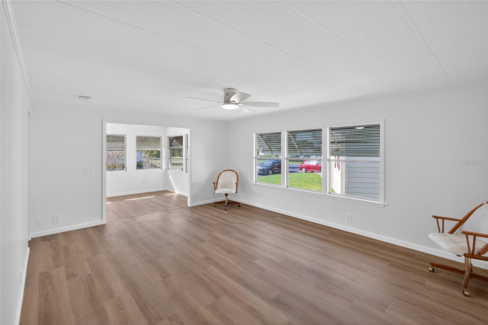 Image 3 of 26 For 2243 Evergreen Circle 1713