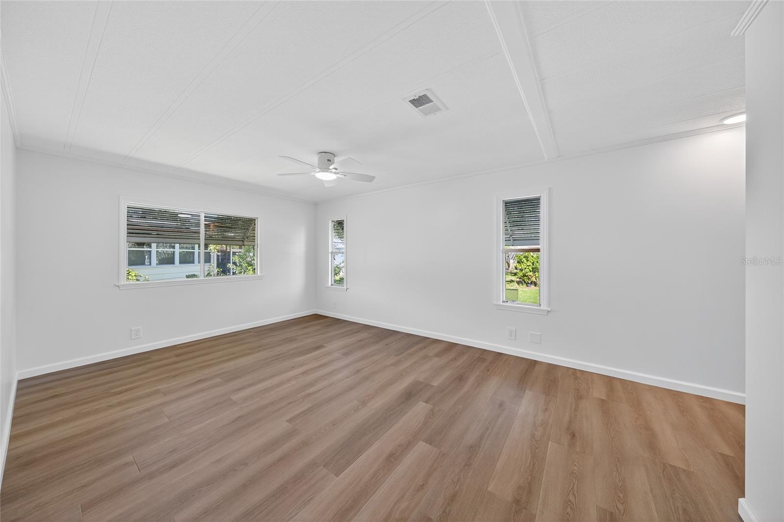 Image 9 of 26 For 2243 Evergreen Circle 1713