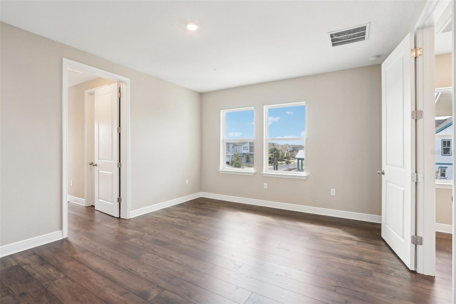 Image 28 of 50 For 13282 Mcmillan Drive