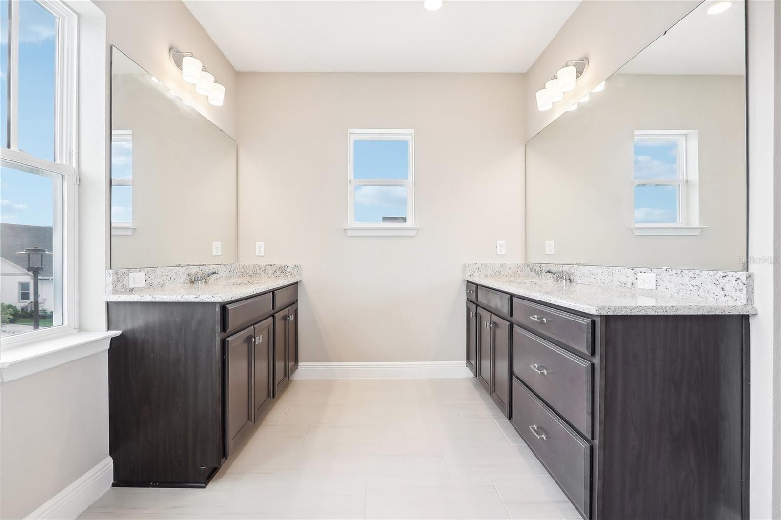 Image 32 of 50 For 13282 Mcmillan Drive