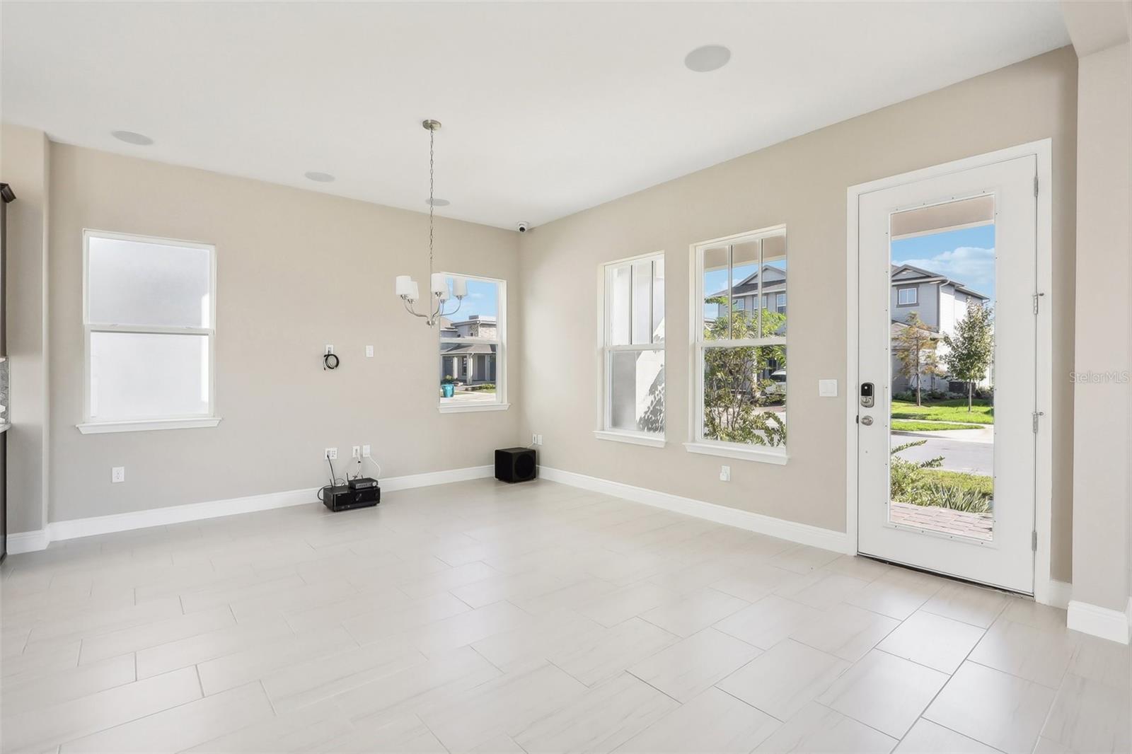 Image 5 of 50 For 13282 Mcmillan Drive