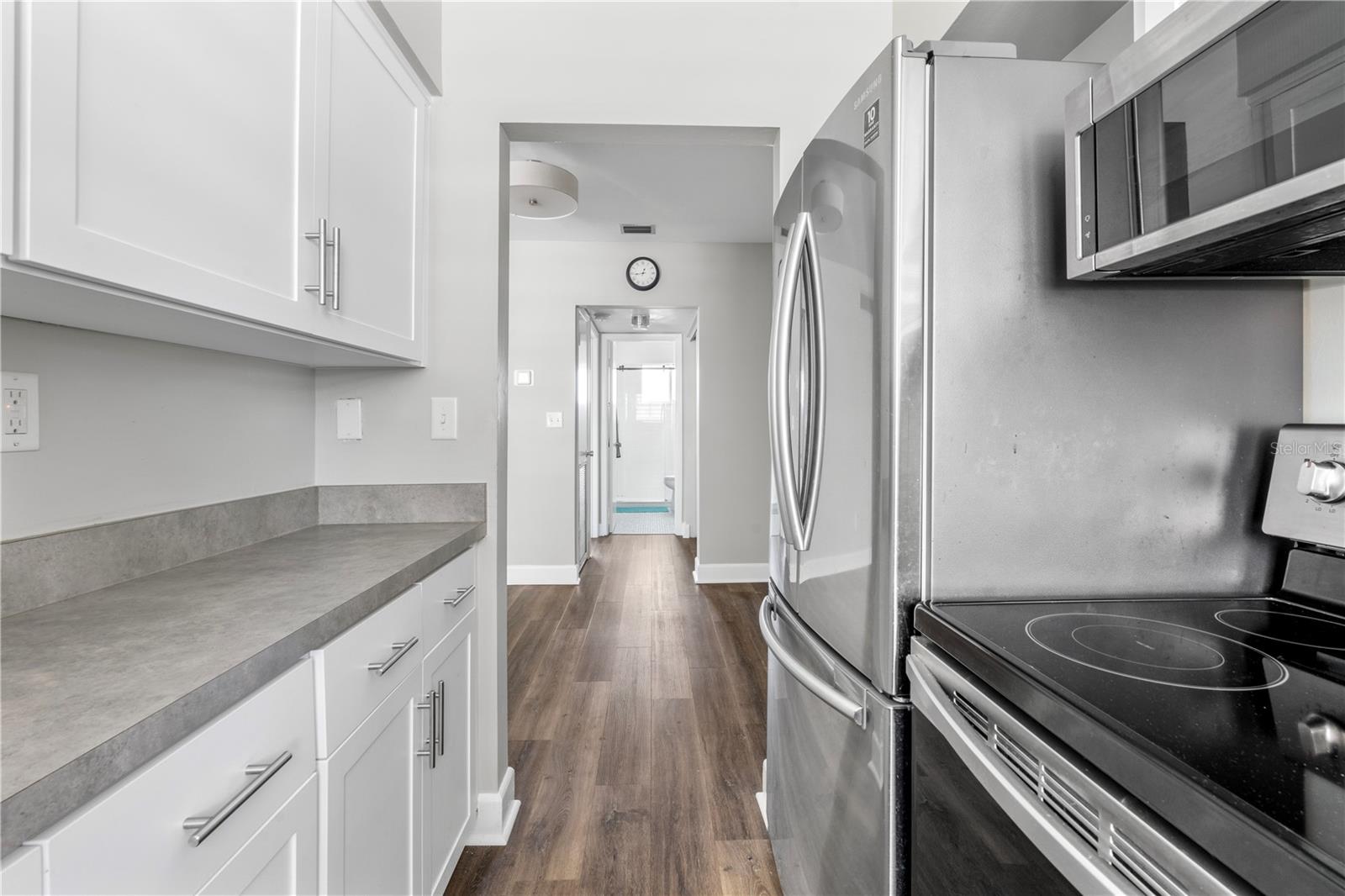 Image 14 of 25 For 1140 Orlando Avenue E-11