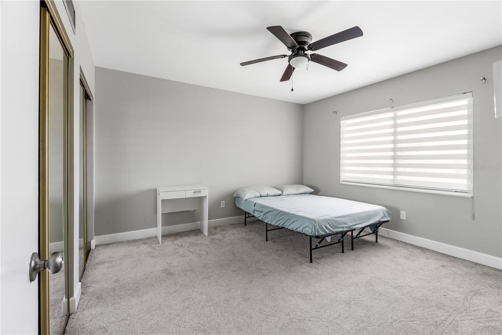 Image 16 of 25 For 1140 Orlando Avenue E-11