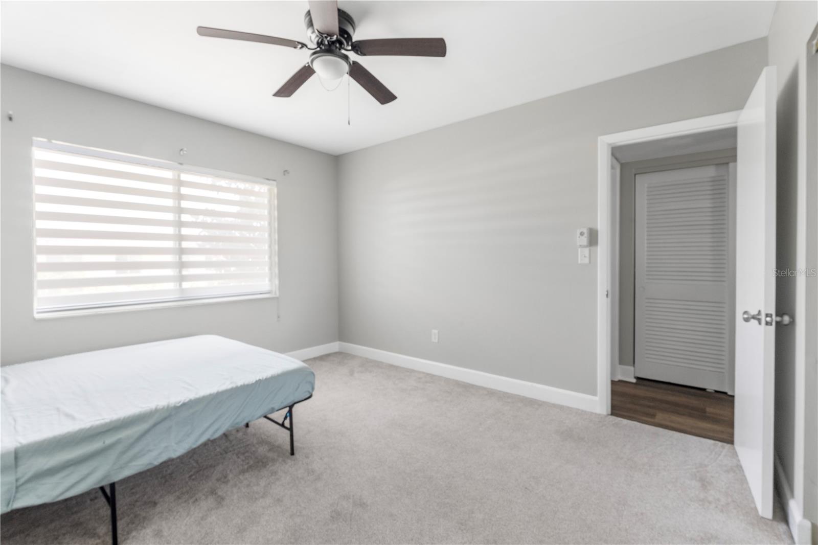 Image 17 of 25 For 1140 Orlando Avenue E-11