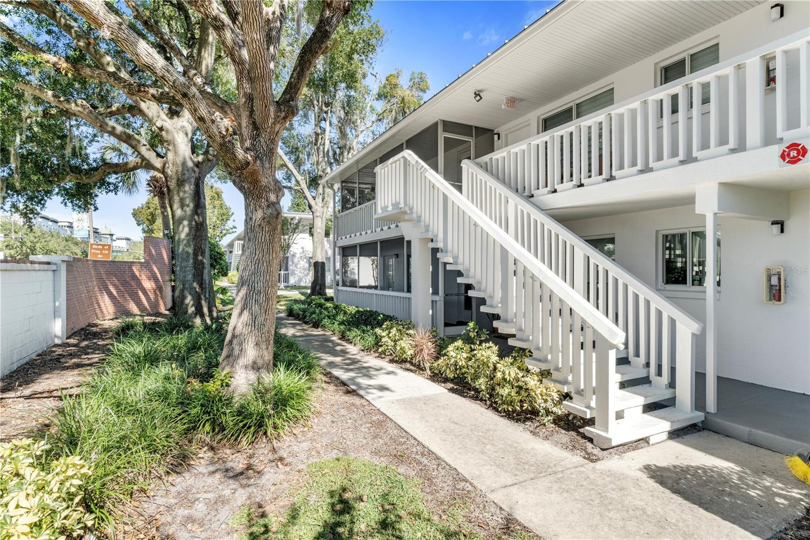 Image 2 of 25 For 1140 Orlando Avenue E-11