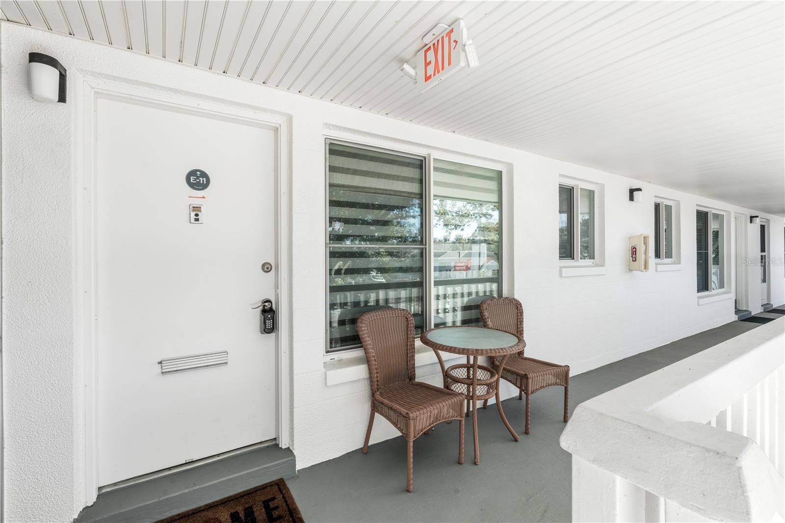 Image 4 of 25 For 1140 Orlando Avenue E-11