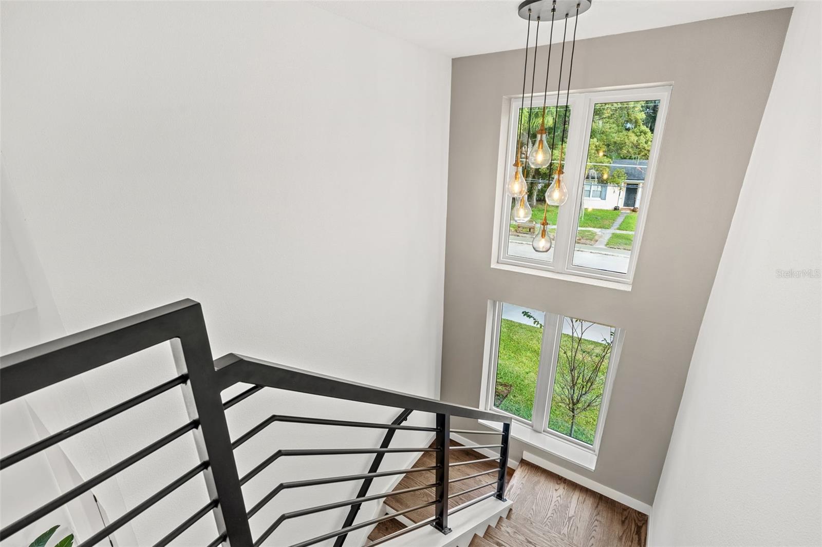 Image 20 of 36 For 726 Ellwood Avenue