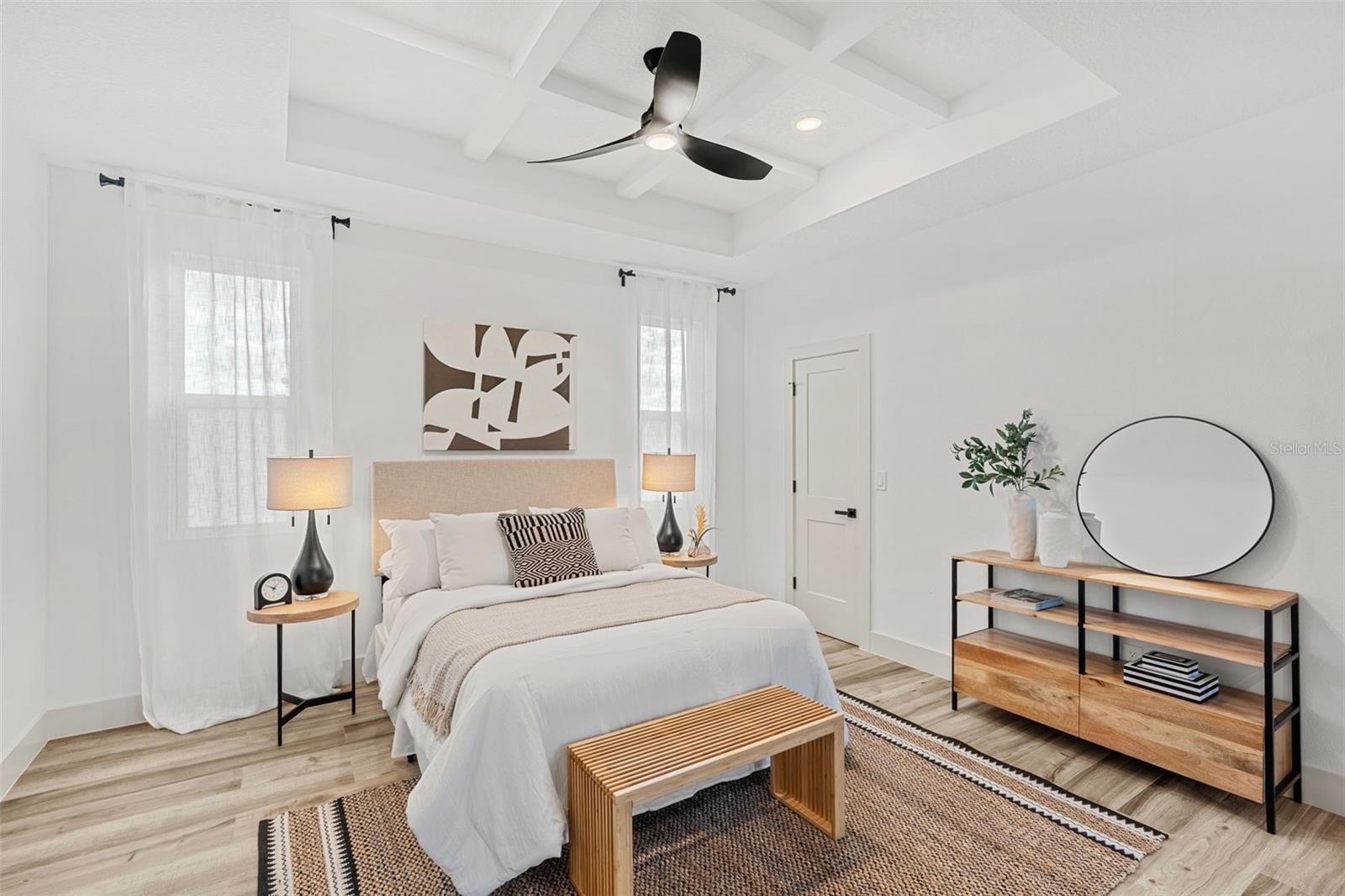 Image 22 of 36 For 726 Ellwood Avenue