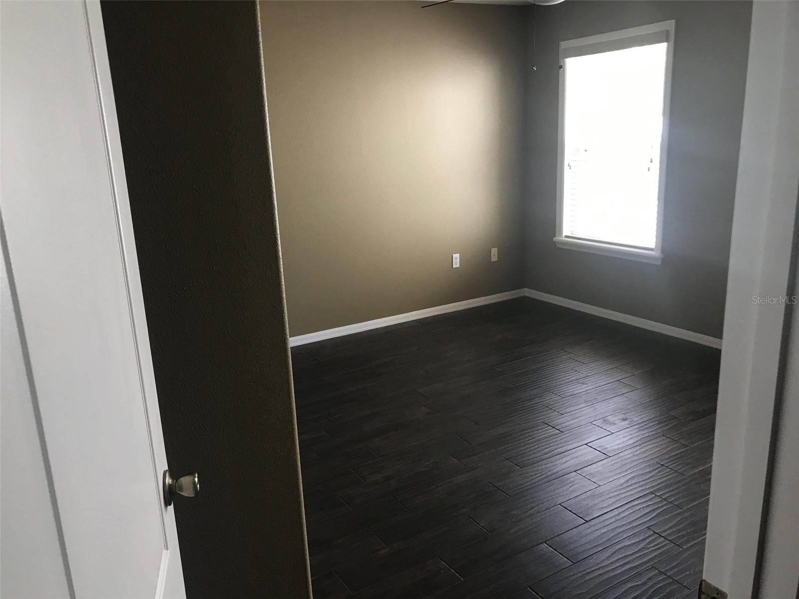 Image 21 of 26 For 1518 Salem Drive