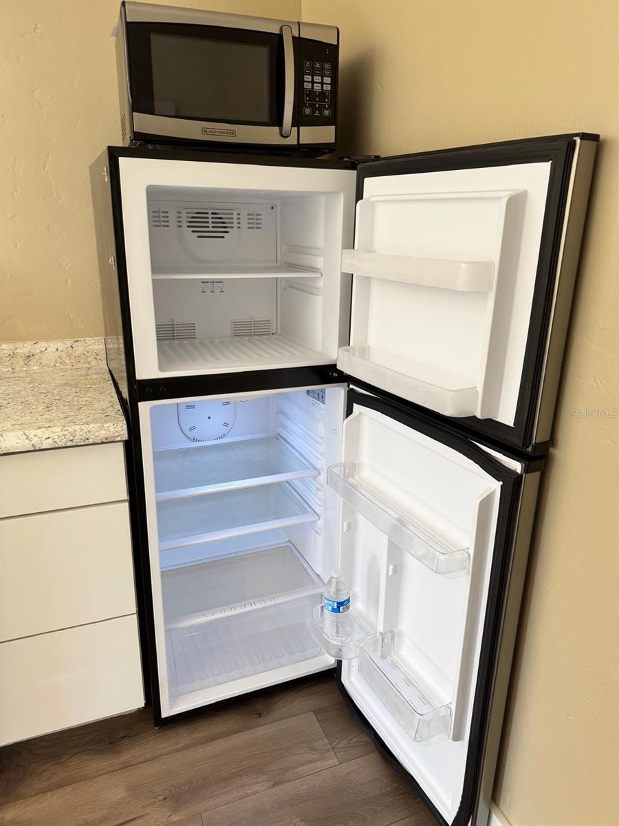 Image 17 of 23 For 2241 Burnway Road 2241