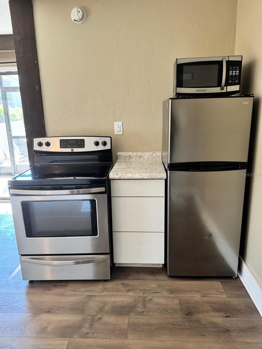 Image 20 of 23 For 2241 Burnway Road 2241