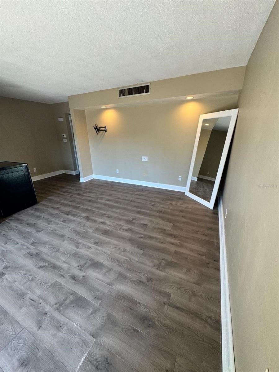 Image 8 of 23 For 2241 Burnway Road 2241