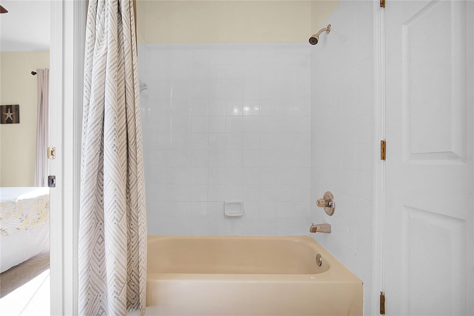 Image 11 of 64 For 2632 Calabria Avenue