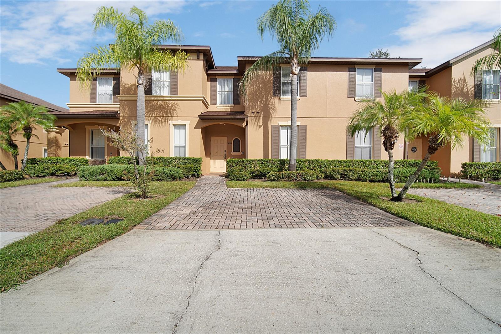 Image 3 of 64 For 2632 Calabria Avenue