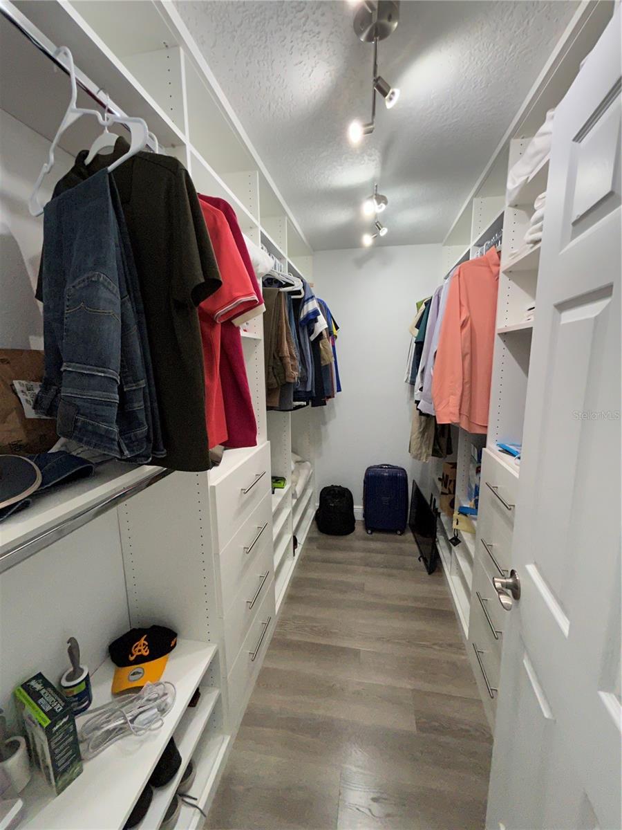 Image 14 of 28 For 3926 Greenview Pines Court