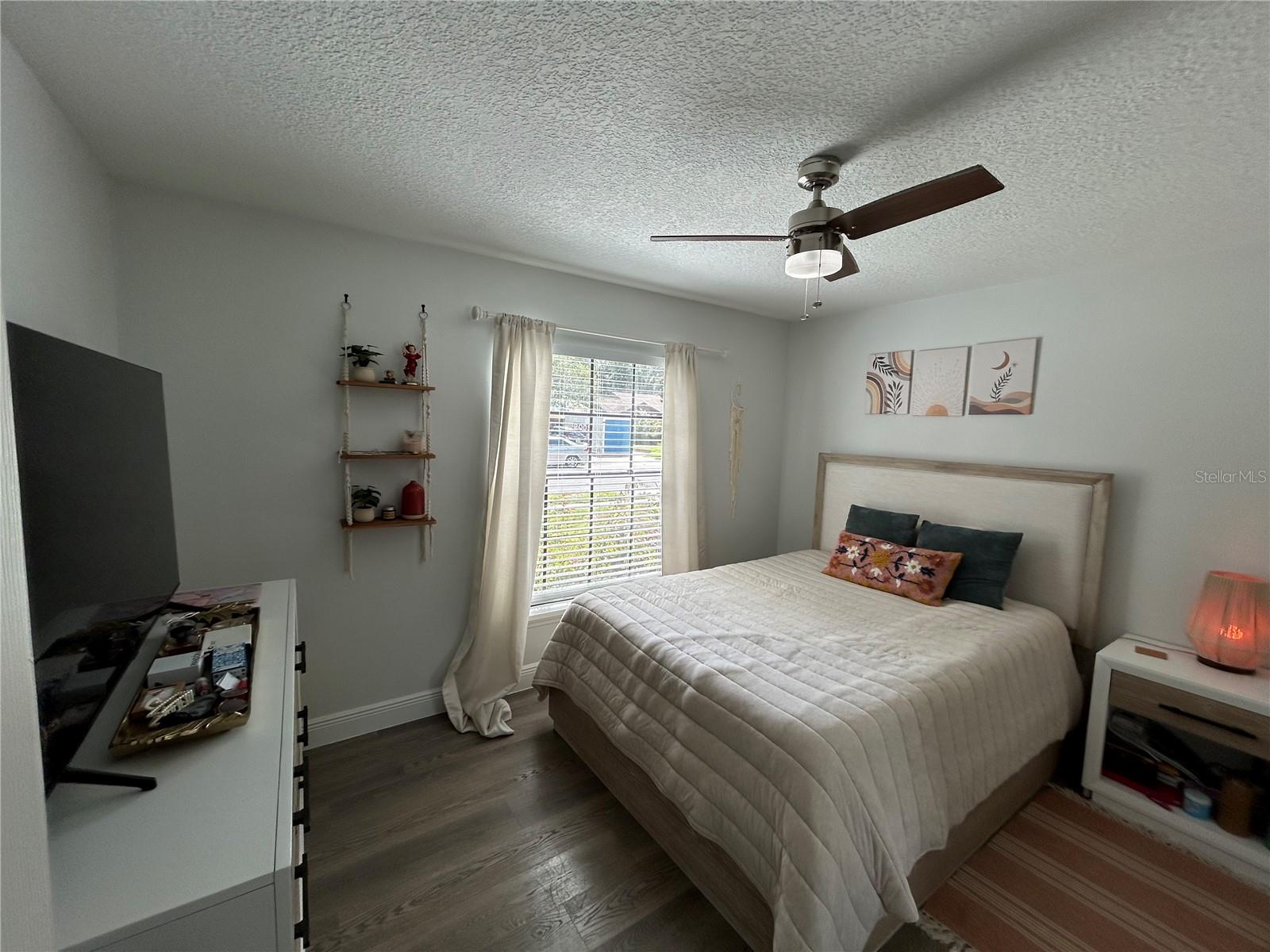 Image 17 of 28 For 3926 Greenview Pines Court