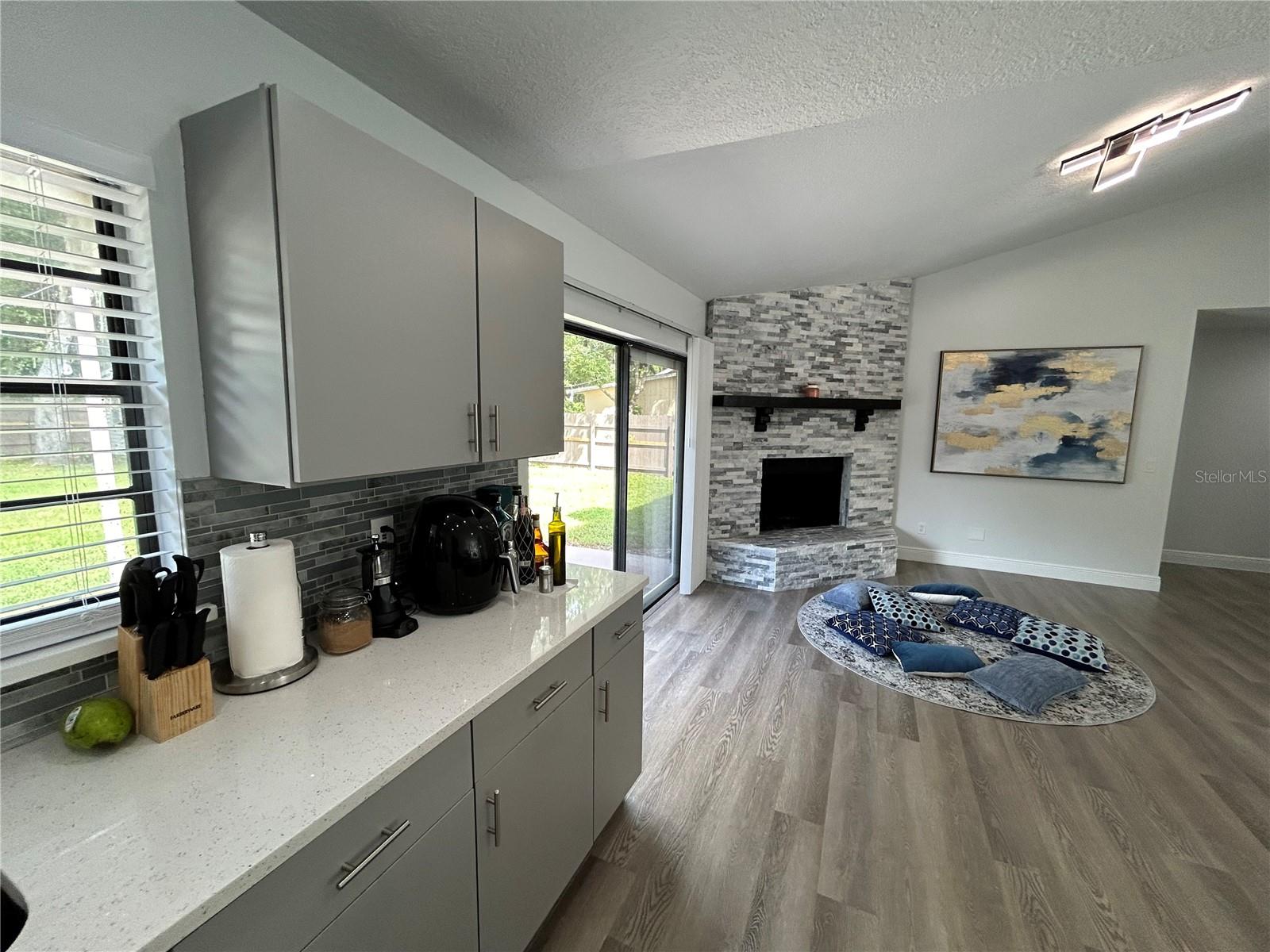 Image 9 of 28 For 3926 Greenview Pines Court