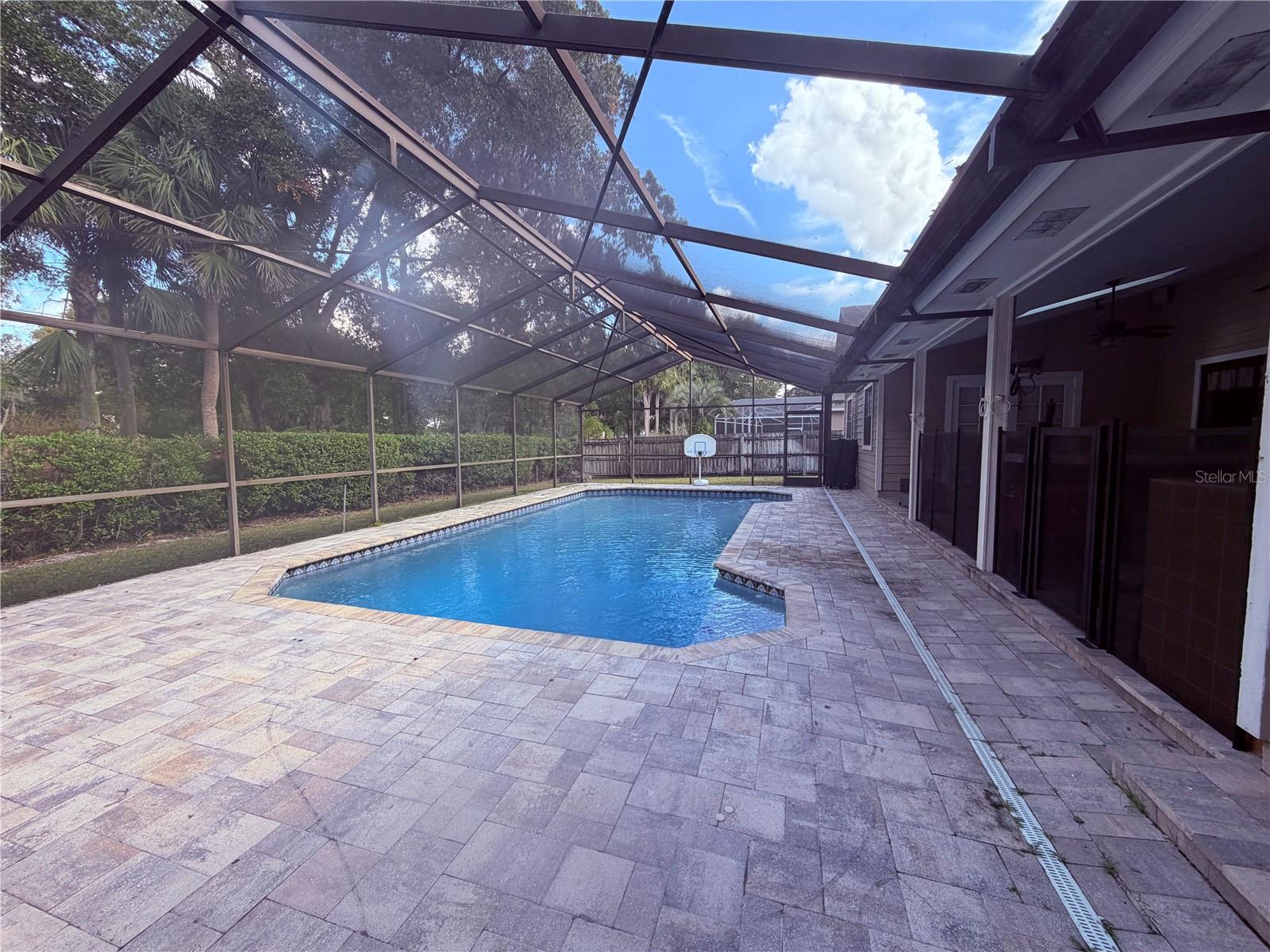 Image 14 of 14 For 609 Longview Place