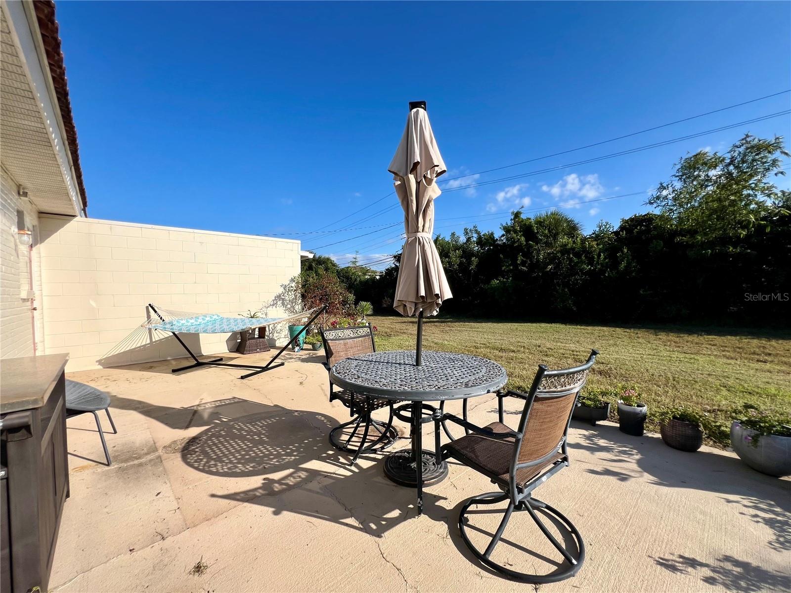 Image 10 of 25 For 710 Flamingo Drive B