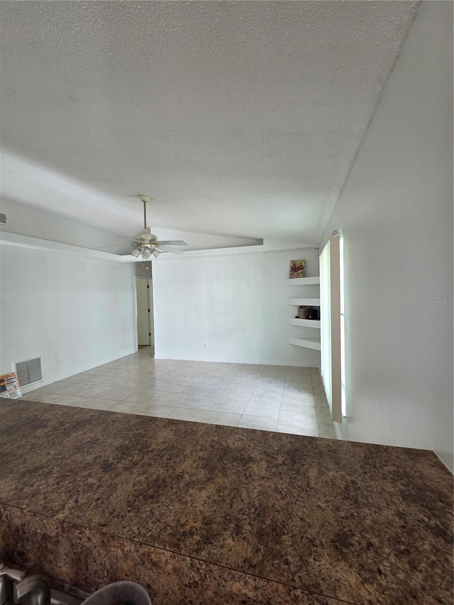 Image 2 of 20 For 1033 Hamlet Drive