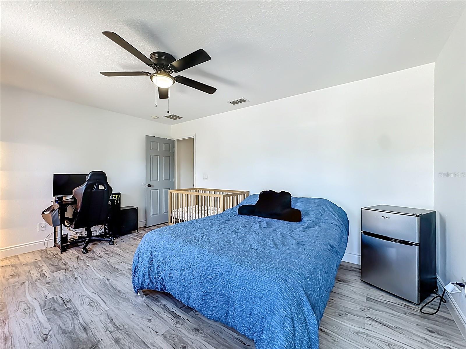 Image 43 of 71 For 13841 Chihuly Court