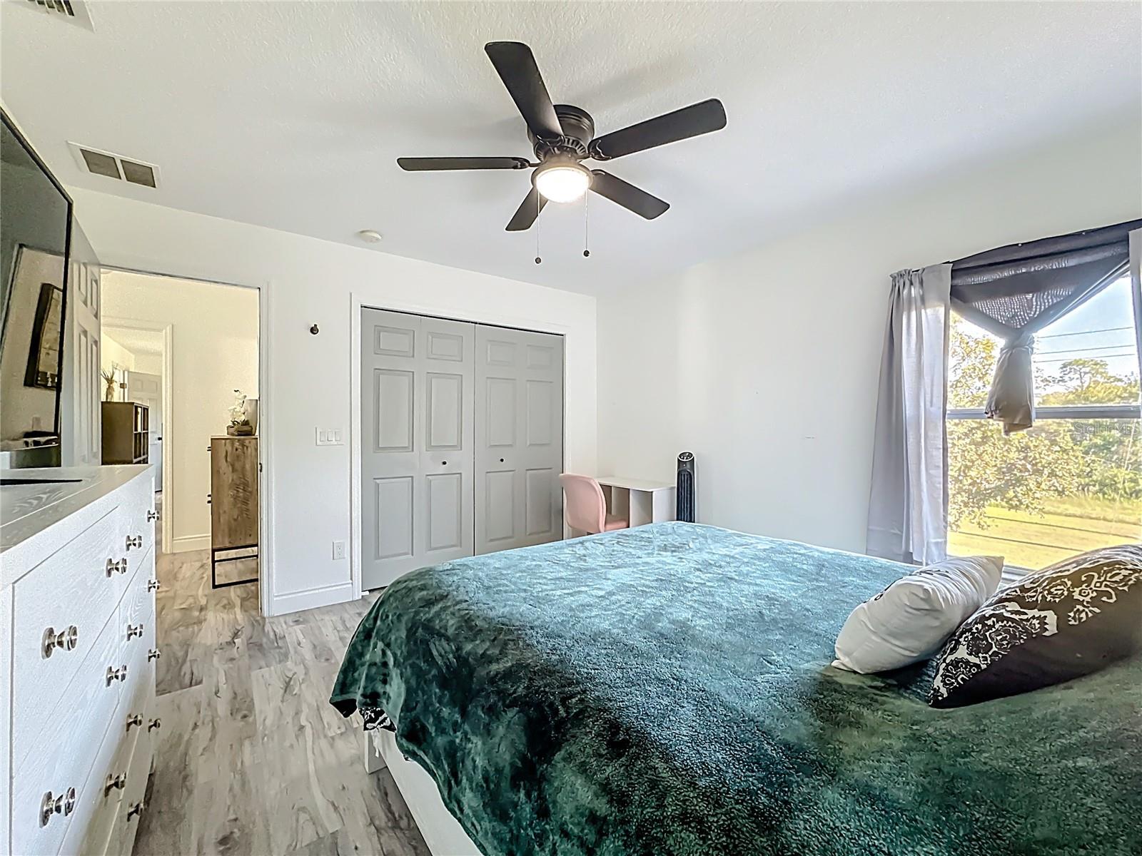 Image 47 of 71 For 13841 Chihuly Court